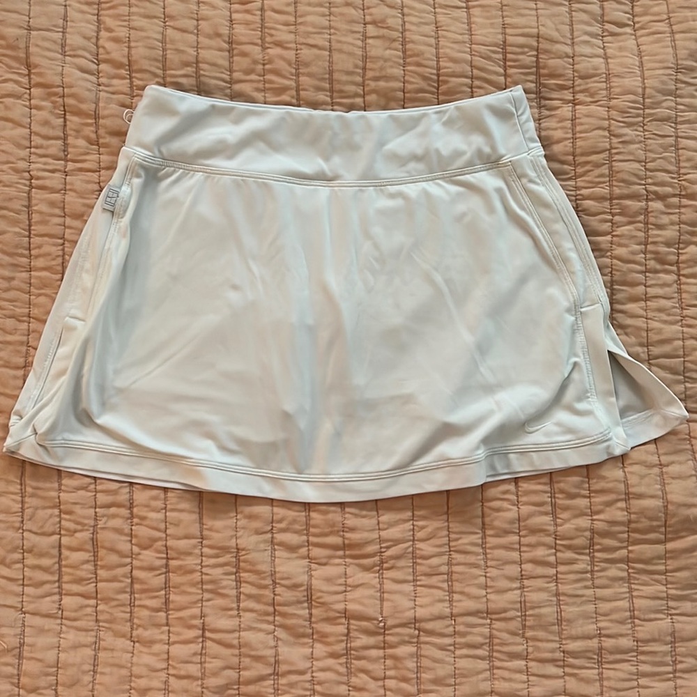 Nike dry fit golf skirt